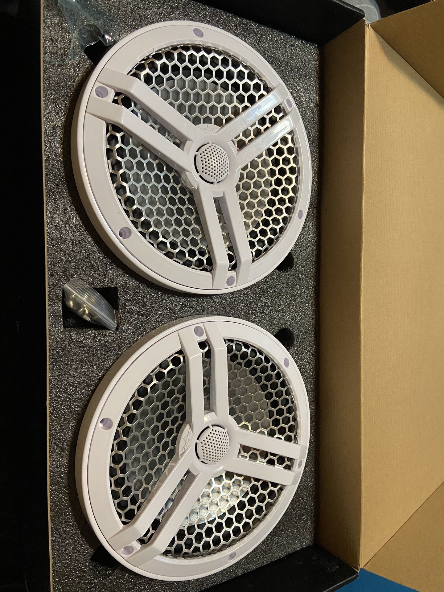 Skar Audio 8 Inch Marine Speakers