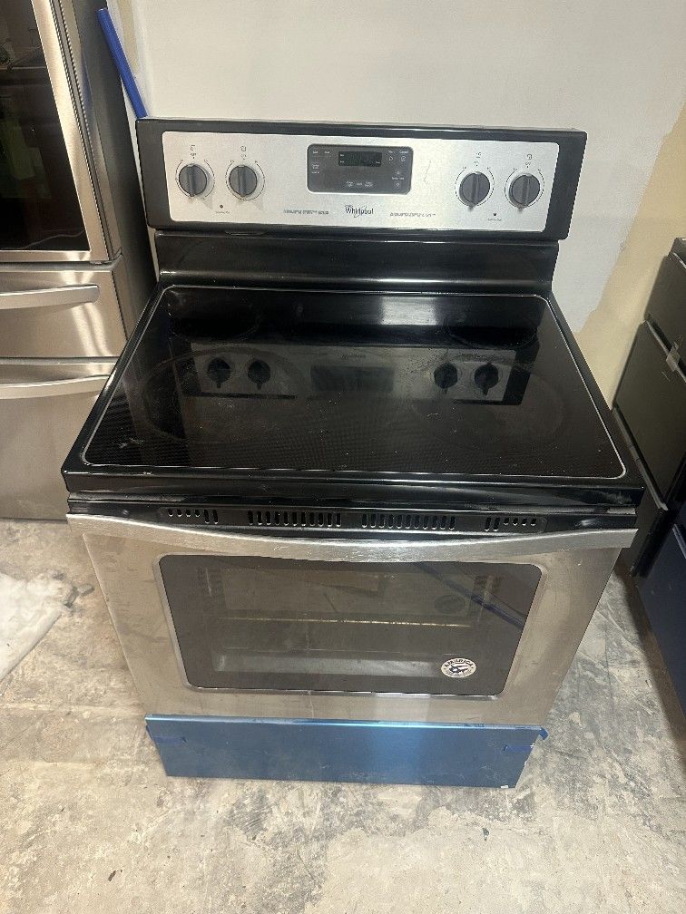 Whirlpool Electric Stove / Oven – Used Condition