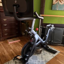 Peloton Bike 