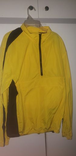 mens yellow black windbreaker LIKE NEW