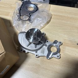 Water Pump Fits 2011-2014 Ford F-150 3.7L &2011-2017 Ford Mustang 3.7L BR3Z8501N