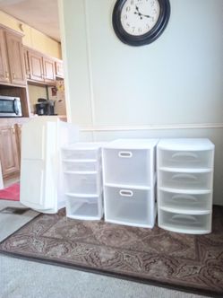 "3" STERILITE STORAGE DRAWER UNITS & LARGE STORAGE TOTE
