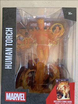 McFarlane Toys - Marvel Human Torch 1:6th Scale Collectible with Scene (Marvel 2-in-One #10)