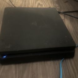 PS4 Slim