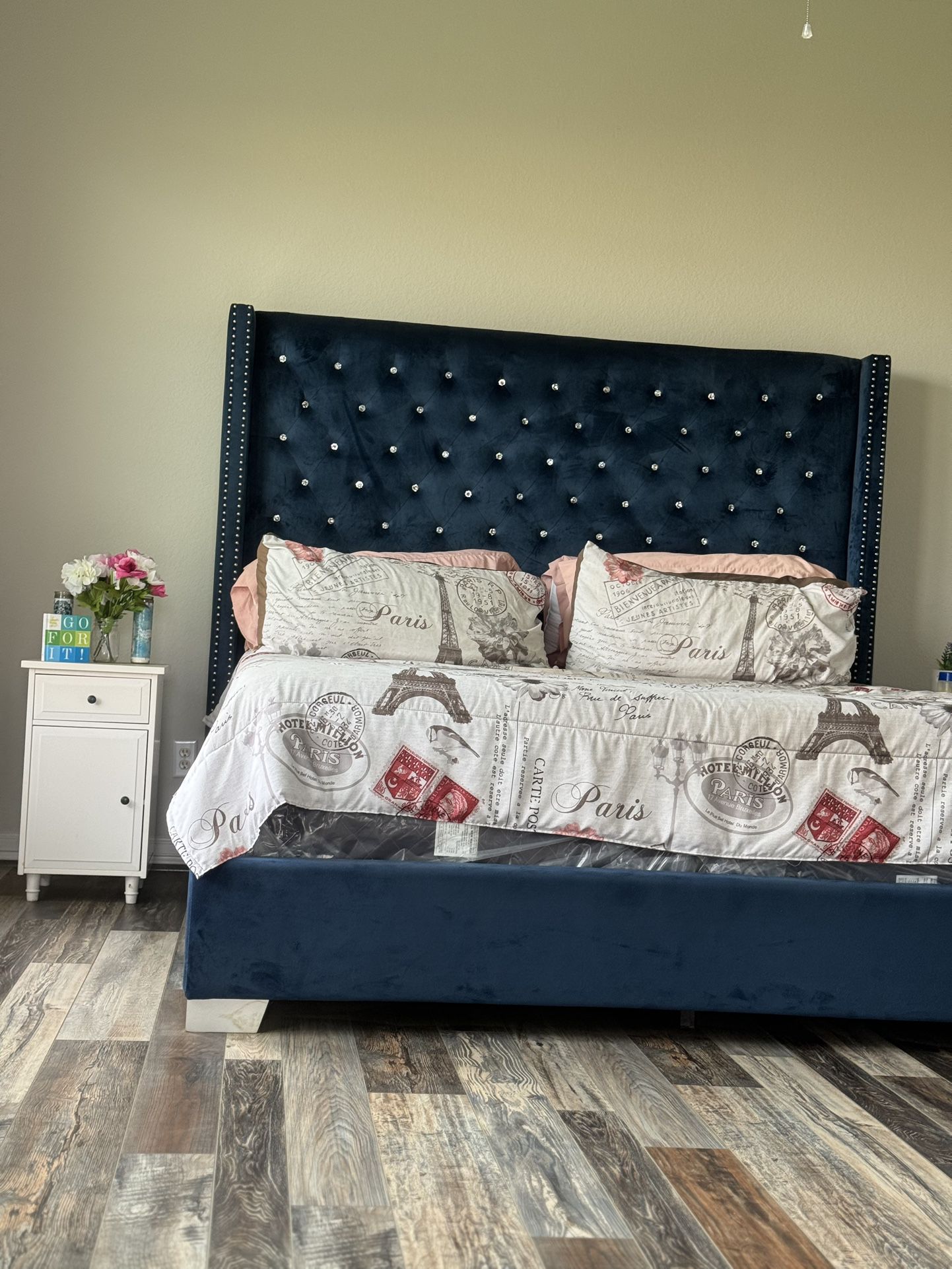 6Ft Blue King Size Tufted Bed
