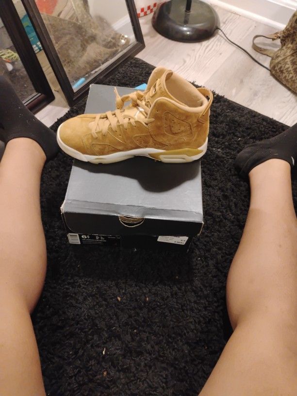 Air Jordan 6 Retro BG