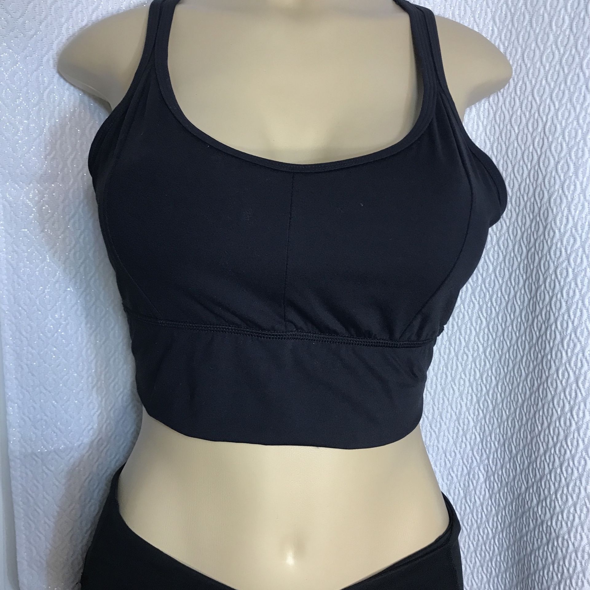 Sports Bra Size M $4