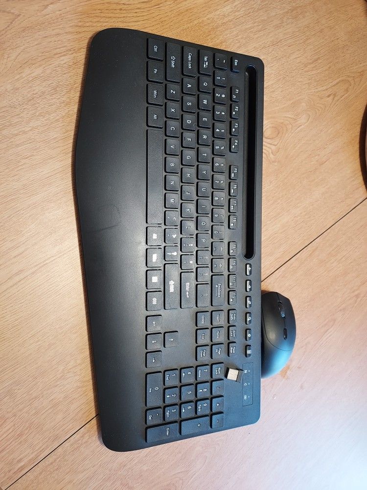 Keyboard & Wireless Mouse
