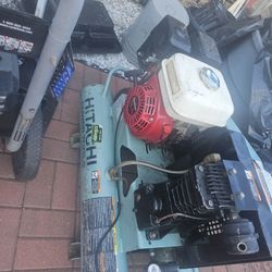 Gas Air Compressor Engine Honda In Good Condition In Berwyn IL...$300 Or Best Offer 