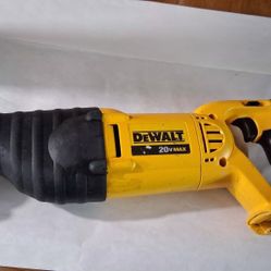 Dewalt Saw 