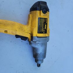 DEWALT  DW290 IMPACT 1/2 WRENCH  $ 50