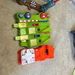 Mario Hot wheels Tracks And More