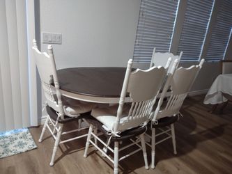 Dinning table 4 chairs