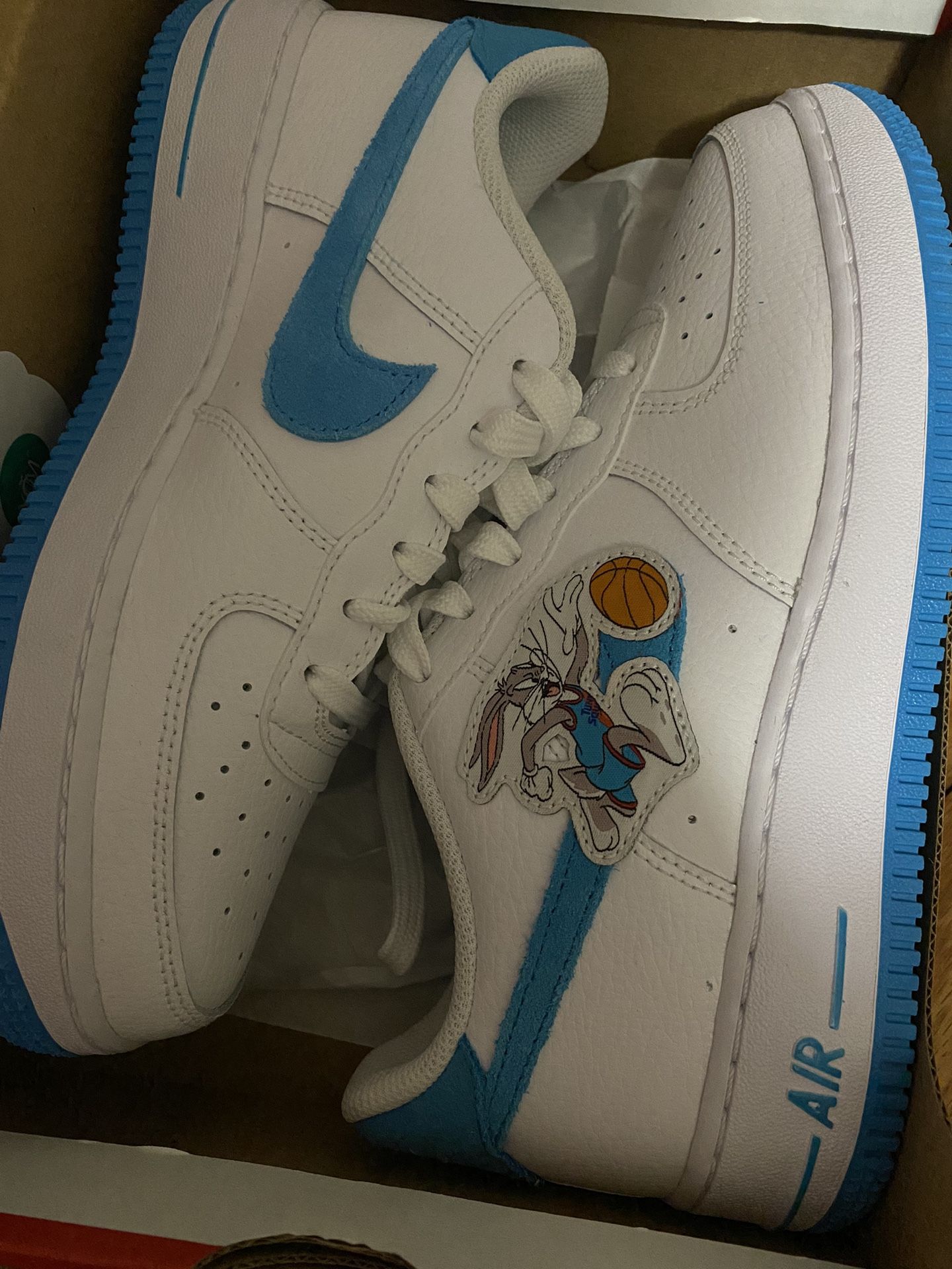 Nike Air Force 1 Hare Space Jam 