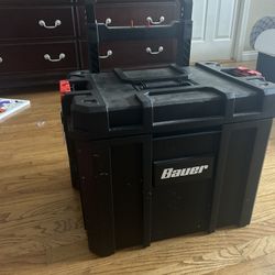 BAUER TOOL BOX