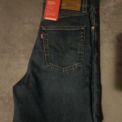 Levis 