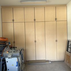 Garage Cabinets (you come take them apart)