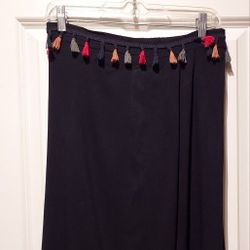 VINTAGE TASSLE EDGE UNIQUE BLACK SKIRT