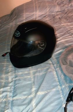 2 Motorcycle Helmets Dot Approved 