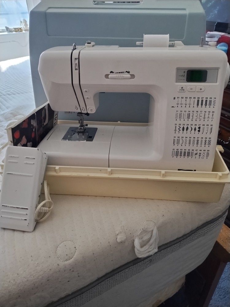 Kenmore Digital Sewing Machine 