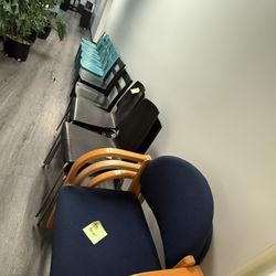🪑 Office Chairs – Liquidating Our Entire Office! 🪑