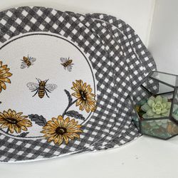 Floral Bumblebee Place Mats