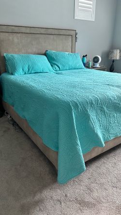 TEMPUR-pedic Split King Bed — CASH or ZELLE in person (for purchase/pickup 6/23)