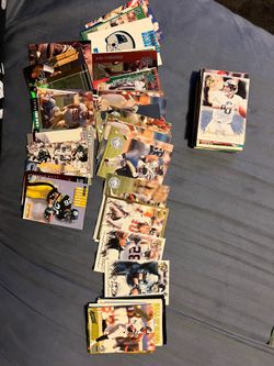 Vintage NFL Football Card Lot – 130 Cards – Topps, Upper Deck, SkyBox, Score, Pro Set, Classic & More
