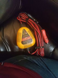 Car Jumper (Plugs In From Lighter Outlet To Outlet
