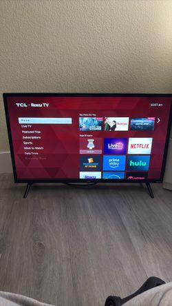 Roku TCL  32 inch with remote and tv stand