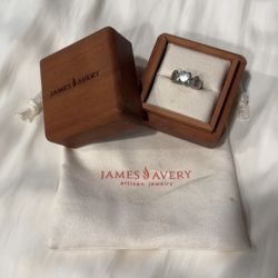 *RETIRED* James Avery Let Love Soar Ring