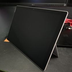 Surface Pro 7 w/ 3 Keyboards!