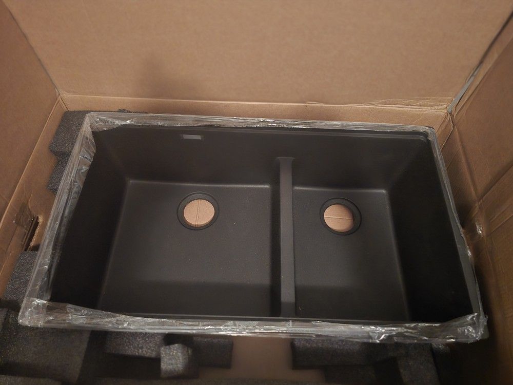 Maris 33" Undermount Low Divide 60/40 Double Basin Granite Kitchen Sink Matte Black