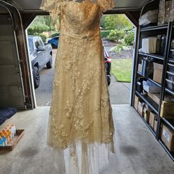 Davids Bridal Dress