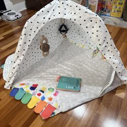 Love very play gym