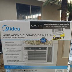 Midea Air Conditioner 5000 BTU | AC | A/C Unit