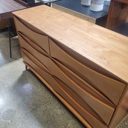Mid Century Modern 6 Drawer Dresser New)