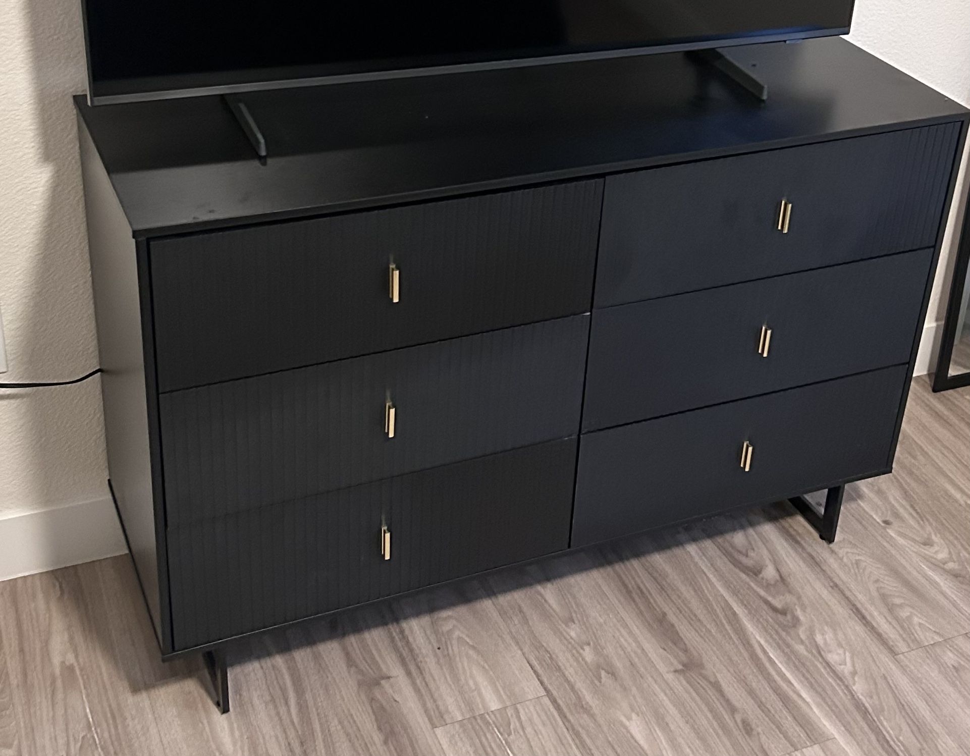 Black 6 Drawer Dresser