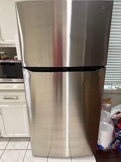 Fridge and stove
