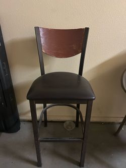 2 high chair seats