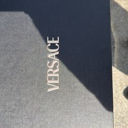 Brand New Factory Sealed %100 Real Versace Men’s Shoes Size 42 Cost $650 Give Me 300 And It’s Yours 