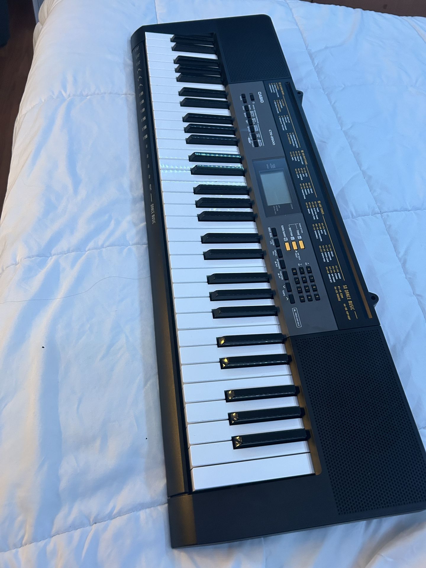 Casio Digital Keyboard CKT-2500
