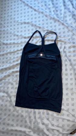 Lululemon size 4