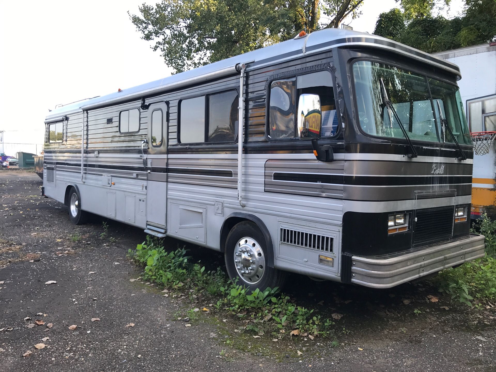 38 foot Barth Bus Diesel Pusher Motorhome