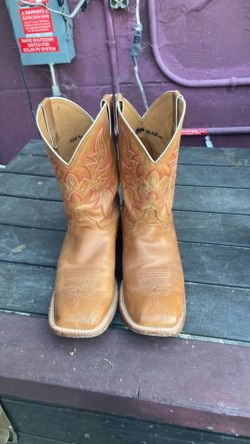 Justin Cowboy boots