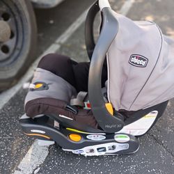 Chicco KeyFit 30 Infant Car Seat + Base