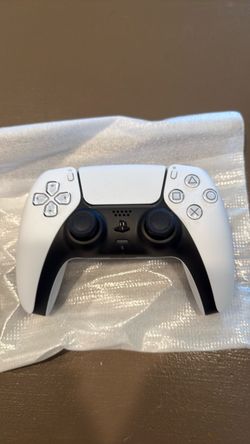 PlayStation 5 DualSense Controller