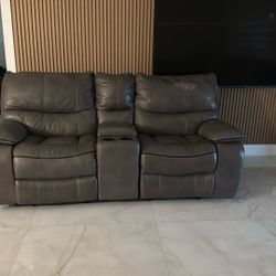 Reclining Couches 