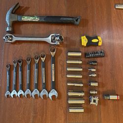 Different Tools Perfect Condition / Exelente Estado