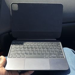 Apple Magic Keyboard for IPad Pro M4 11inch